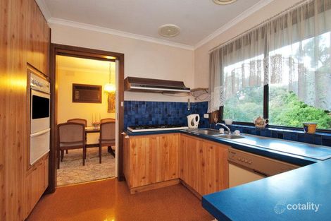 Property photo of 30 Walnut Drive Kilsyth VIC 3137