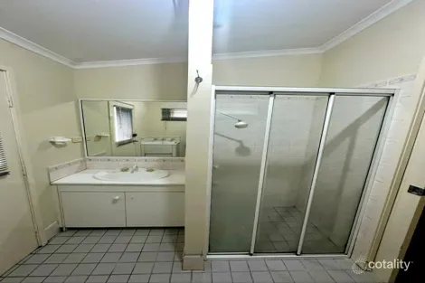 Property photo of 4 Hyton Place Cranebrook NSW 2749