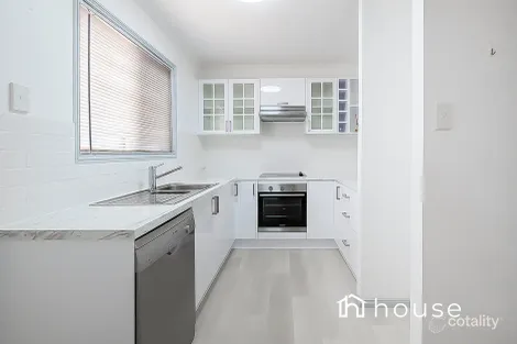 Property photo of 11/99 Barbaralla Drive Springwood QLD 4127