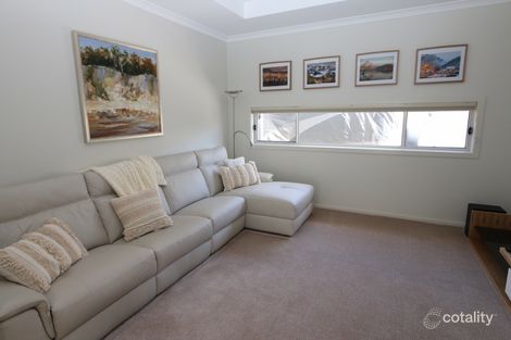 16 Vanillalily Cl, Banksia Beach, QLD 4507