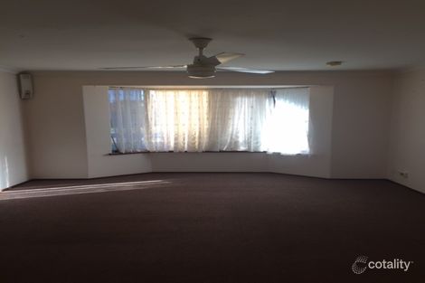 Property photo of 12 Waterton Way Cooloongup WA 6168
