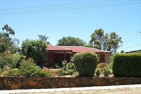 112 Lesmurdie Rd, Lesmurdie, WA 6076