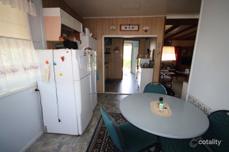 Property photo of 16 Taylor Street Warra QLD 4411