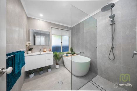 Property photo of 19 Loureiro Street Conder ACT 2906