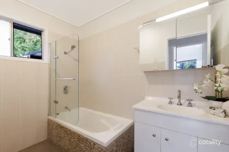 Property photo of 37 Dumbarton Drive Kenmore QLD 4069