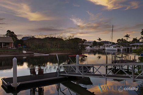 Property photo of 74 Point Cartwright Drive Buddina QLD 4575