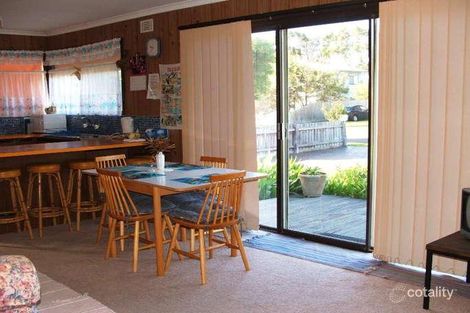 Property photo of 26 Goldensands Road Cape Woolamai VIC 3925