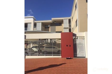 17/1 Walsh Loop, Joondalup, WA 6027