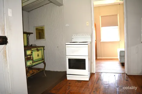 Property photo of 38 Hawthorn Street Blackall QLD 4472