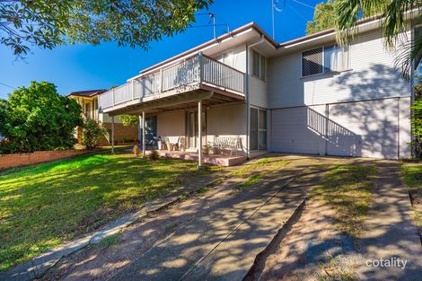 Property photo of 23 Aminya Street Mansfield QLD 4122