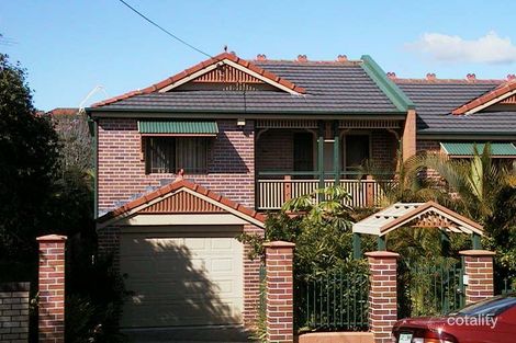 19 Wellington St, Clayfield, QLD 4011