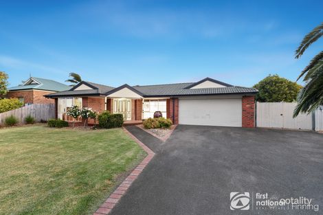 Property photo of 7 Huntingdale Close Cranbourne VIC 3977