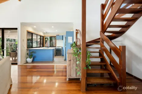 Property photo of 7 Shearwater Court Aroona QLD 4551