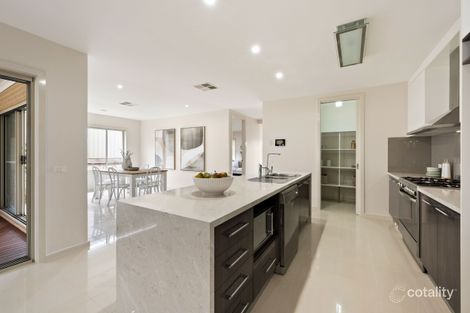 Property photo of 10 Dempster Place Leneva VIC 3691