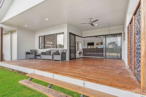Property photo of 28 Gordon Place Glass House Mountains QLD 4518