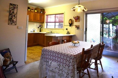 Property photo of 25 Echuca Road Greensborough VIC 3088