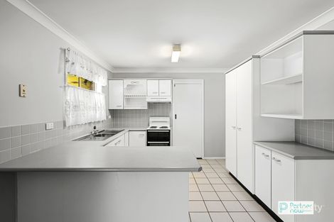 Property photo of 11 Mullumbimby Close Hillvue NSW 2340