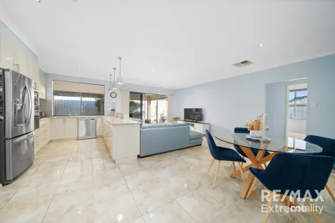 Property photo of 61 Archimedes Crescent Tapping WA 6065