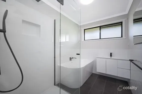 Property photo of 93 Queens Road Warrnambool VIC 3280