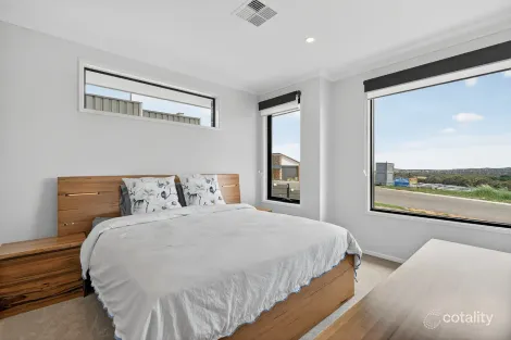 Property photo of 39 Imperial Circuit Victor Harbor SA 5211