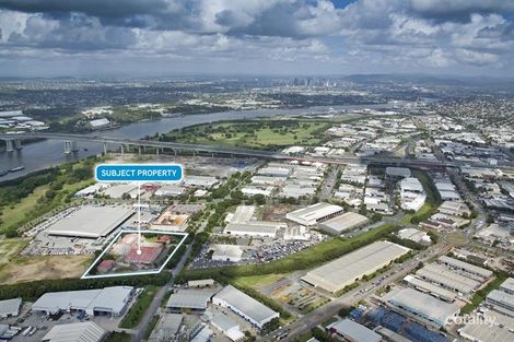 679 Curtin Ave E, Pinkenba, QLD 4008