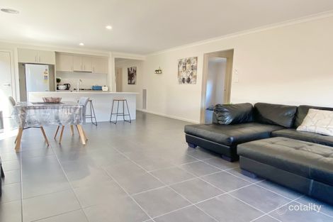 Property photo of 7 Buttermint Crescent Manor Lakes VIC 3024
