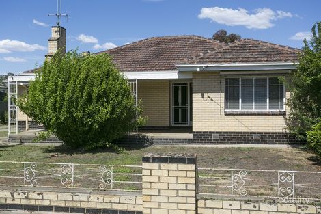 Property photo of 27 Carpenter Street Kangaroo Flat VIC 3555