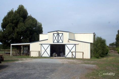 Property photo of 32 Olive Road Devon Meadows VIC 3977