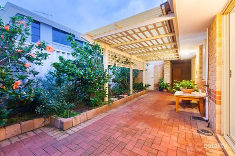 2/100 Deanmore Rd, Scarborough, WA 6019