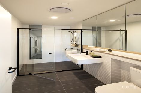 Property photo of 701/2-4 Edmondstone Street South Brisbane QLD 4101