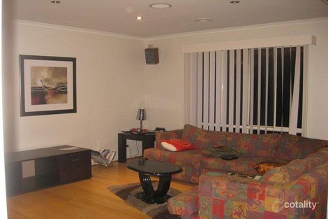 Property photo of 9 Prestwick Green Cranbourne VIC 3977