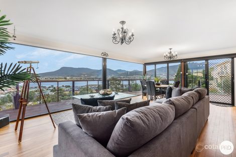 Property photo of 9 Grevillea Avenue Old Beach TAS 7017