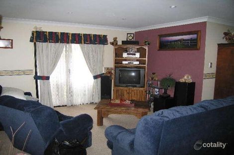 Property photo of 34 Biscay Crescent Glenvale QLD 4350