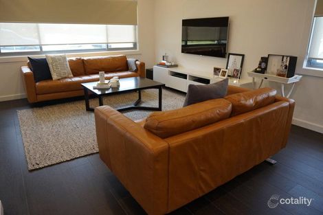 Property photo of 19 Hannons Avenue Peakhurst NSW 2210