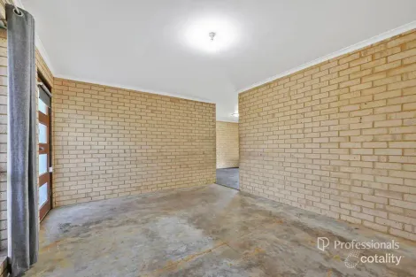 Property photo of 4 Levett Road Walkaway WA 6528