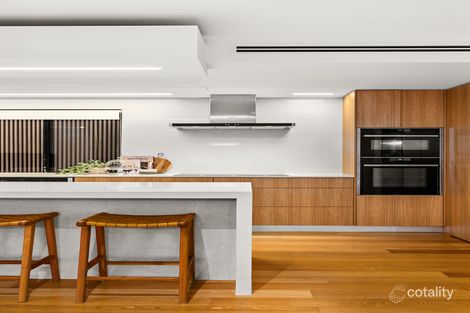 Property photo of 15 Hermitage Close Ashmore QLD 4214