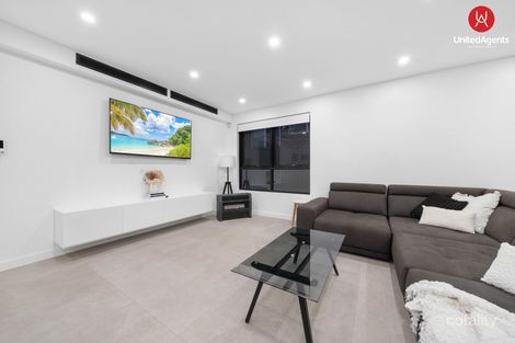 Property photo of 3 Abbott Street Spring Farm NSW 2570