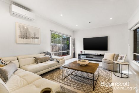 Property photo of 5 Aitchison Court Glen Waverley VIC 3150