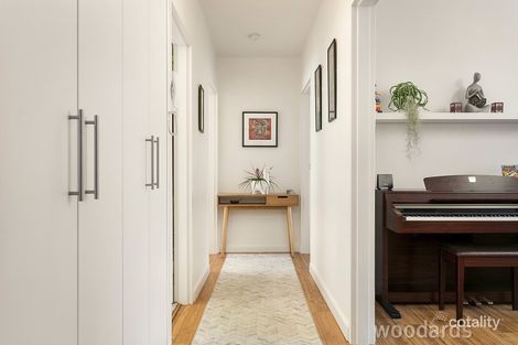 Property photo of 2/28 Moonya Road Carnegie VIC 3163