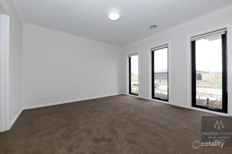 Property photo of 29 Jaylie Street Clyde North VIC 3978