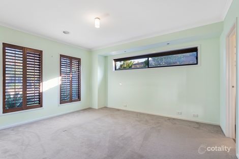 Property photo of 28 Maidenhair Drive Point Cook VIC 3030