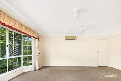 Property photo of 28 Kunde Street Beachmere QLD 4510