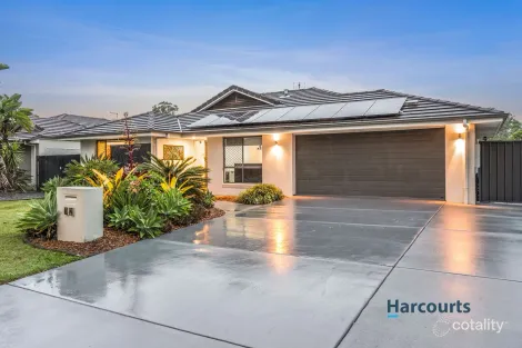 12 Silvereye Cct, Beerwah, QLD 4519