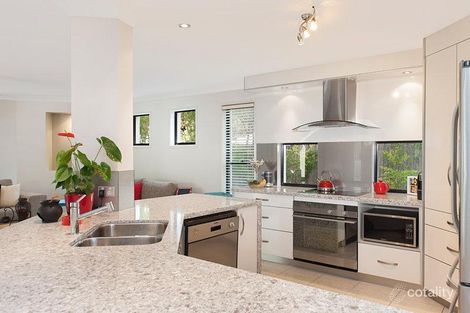 Property photo of 11 Eucalyptus Court Seventeen Mile Rocks QLD 4073