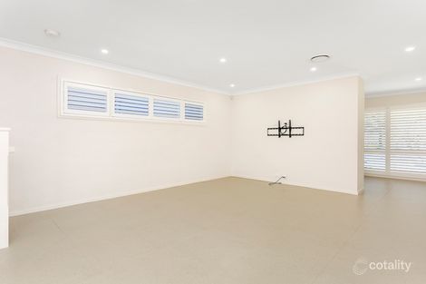 Property photo of 6 Blackthorn Place Ropes Crossing NSW 2760