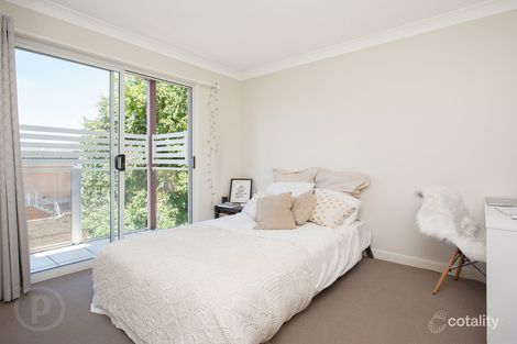 Property photo of 10/12 Salstone Street Kangaroo Point QLD 4169