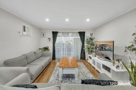 Property photo of 16 Valley View Rise Hampton Park VIC 3976