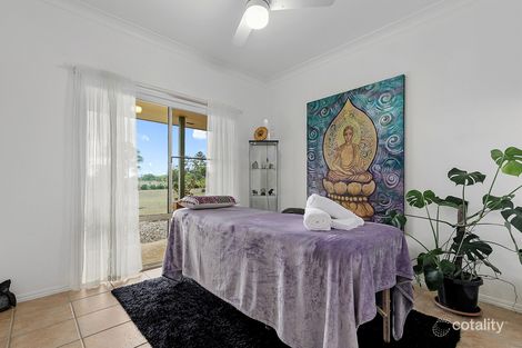 Property photo of 11 Green Acres Road Dundowran QLD 4655