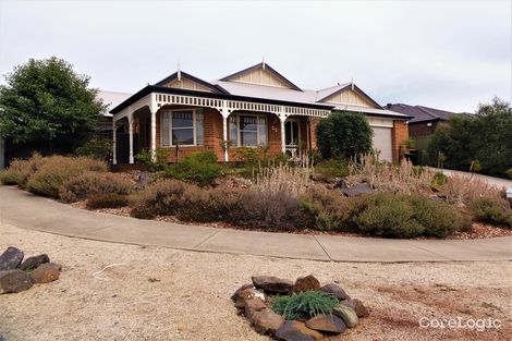 Property photo of 22 Goodenia Way Caroline Springs VIC 3023