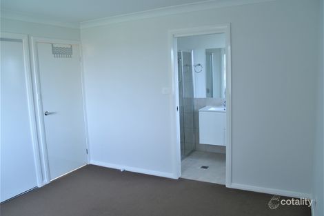 Property photo of 16 Lew Avenue Eglinton NSW 2795